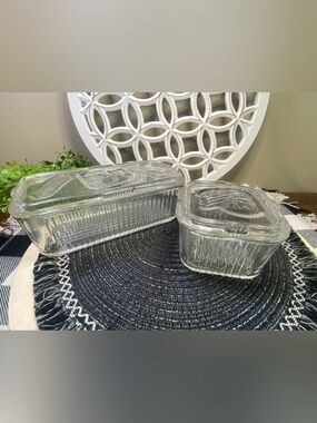Vintage Federal Glass Refrigerator
Dishes w/ Lid Vegetable Pattern
